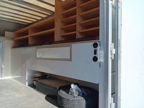 Used 2017 Ford E-350 and Econoline 350 Super Duty image 20