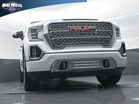 Used 2021 GMC Sierra 1500 Denali w/ Denali Ultimate Package AWD/4WD image 18