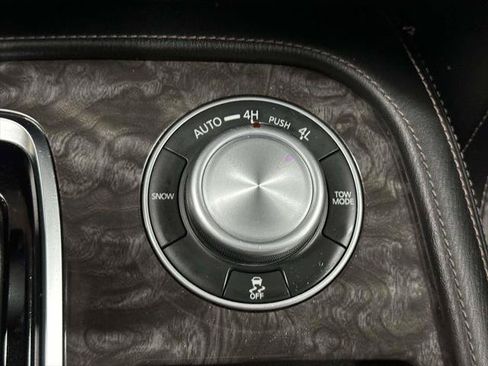 Used 2021 Nissan Armada Platinum w/ Captain's Chairs Package AWD/4WD image 26
