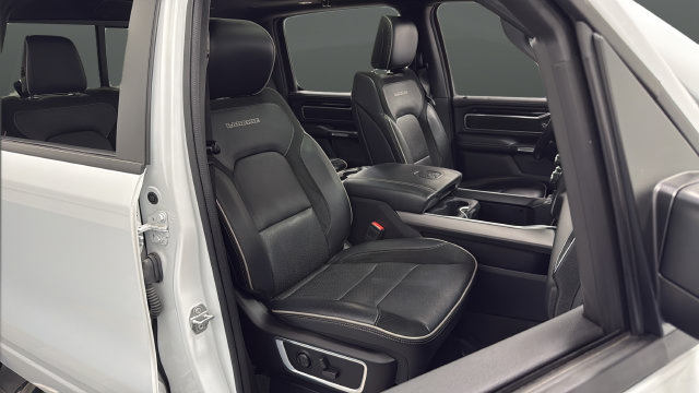 Used 2022 RAM 1500 Laramie w/ Sport Appearance Package AWD/4WD image 24