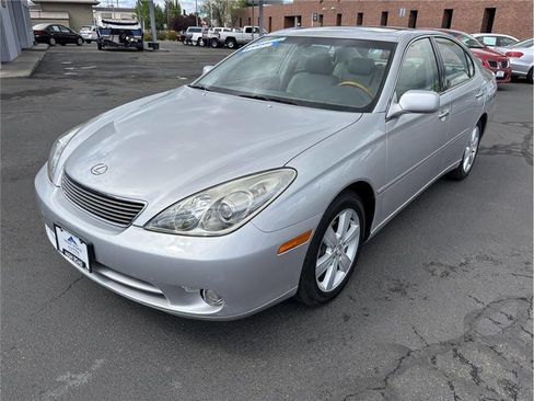 Used 2005 Lexus ES 330 image 1