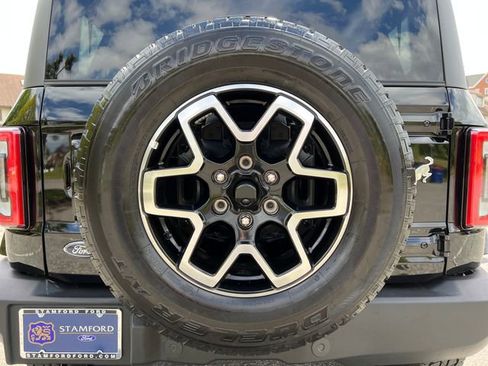 Used 2025 Ford Bronco Outer Banks AWD/4WD image 15