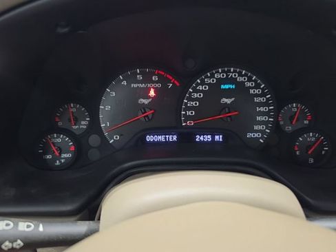 Used 2003 Chevrolet Corvette Convertible w/ Preferred Equipment Group1 RWD image 7