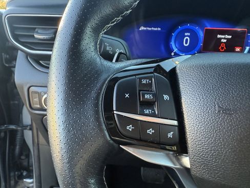 Used 2022 Ford Explorer ST image 19