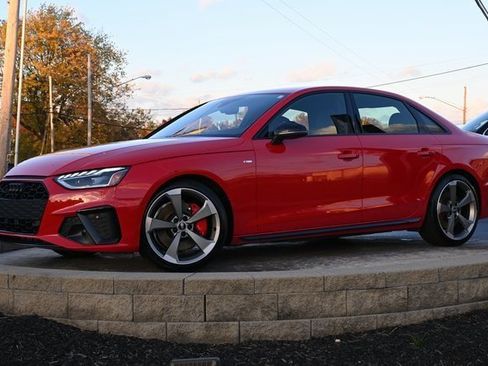 Used 2022 Audi A4 2.0T Premium Plus image 1