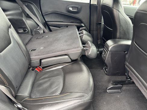 Used 2020 Jeep Compass Limited AWD/4WD image 29