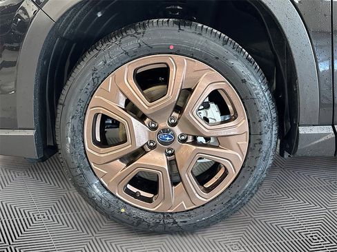 New 2026 Subaru Ascent Limited Bronze image 31