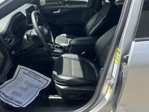 Used 2024 Ford Escape ST-Line w/ Tech Pack #1 FWD image 15