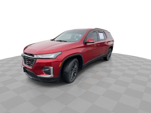 Certified 2023 Chevrolet Traverse RS w/ LPO, Floor Liner Package image 4