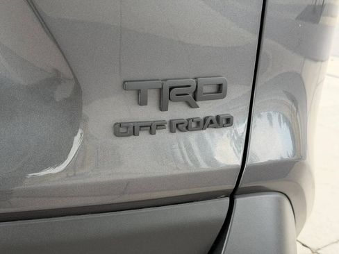 Used 2020 Toyota RAV4 TRD Off-Road AWD/4WD image 11