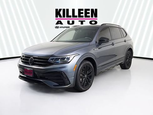Used 2022 Volkswagen Tiguan SE R-Line FWD image 3
