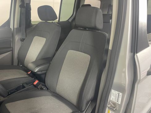 Used 2022 Ford Transit Connect XL image 22