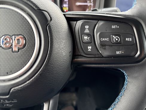 Used 2024 Jeep Wrangler Unlimited Rubicon 4xe image 19