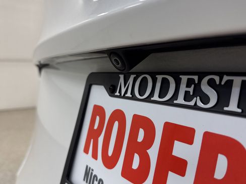 Used 2021 Tesla Model Y Performance image 21