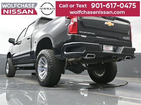 Used 2022 Chevrolet Silverado 1500 High Country w/ High Country Premium Package image 25