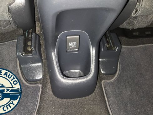 Used 2022 Honda HR-V EX image 28
