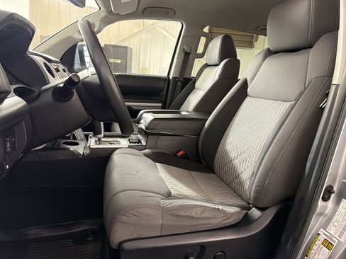 Used 2016 Toyota Tundra SR5 w/ TRD Off Road Package AWD/4WD image 5