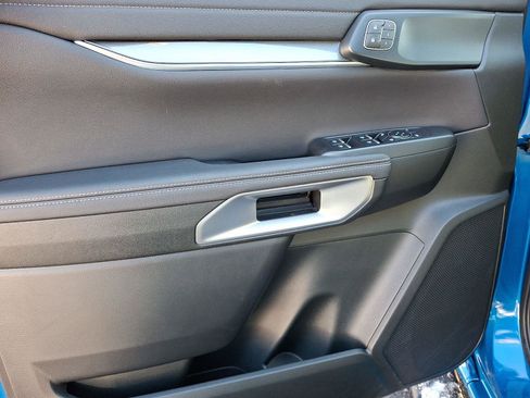 Used 2024 Ford Ranger Lariat w/ FX4 Off-Road Package image 13