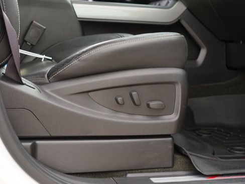 Used 2016 Chevrolet Silverado 3500 LTZ w/ Duramax Plus Package image 28