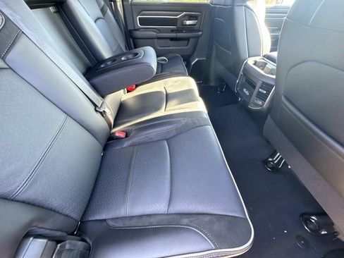 New 2026 RAM 2500 Laramie AWD/4WD image 13