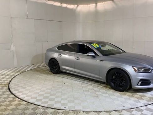 Used 2019 Audi A5 2.0T Premium Plus w/ Premium Plus image 2
