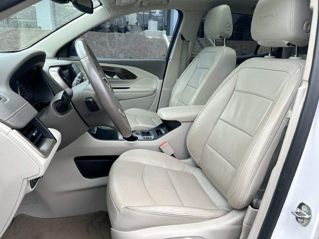 Used 2018 GMC Terrain Denali w/ Advanced Safety Package FWD image 8