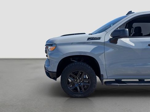 Used 2024 Chevrolet Silverado 1500 Custom Trail Boss w/ LPO, Dark Essentials Package AWD/4WD image 29