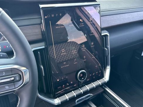 New 2026 GMC Acadia Denali w/ Super Cruise Package image 21