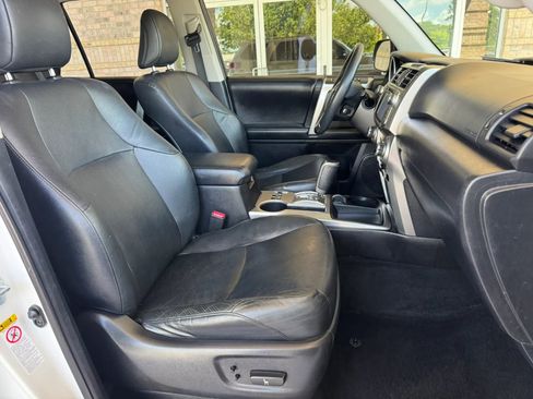 Used 2013 Toyota 4Runner Limited image 25