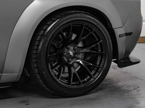 Used 2017 Dodge Challenger R/T RWD image 45
