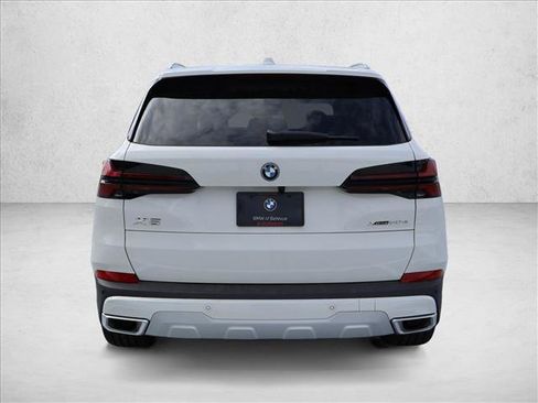 Used 2026 BMW X5 xDrive50e w/ Premium Package AWD/4WD image 7
