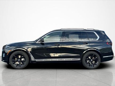 New 2026 BMW X7 xDrive40i w/ Premium Package image 2