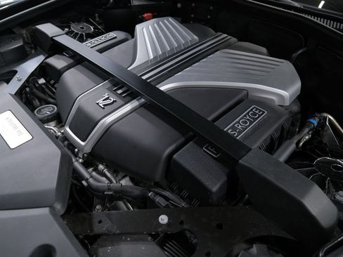 Used 2025 Rolls-Royce Phantom Sedan image 87