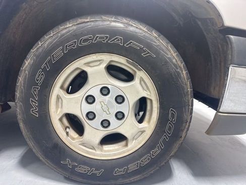 Used 2004 Chevrolet Silverado 1500 LS image 4