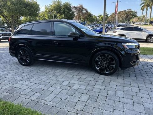 Used 2025 Audi Q7 3.0T Prestige w/ Prestige Package AWD/4WD image 15