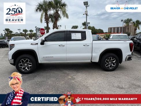 Used 2022 GMC Sierra 1500 SLT w/ X31 Off-Road Package AWD/4WD image 4