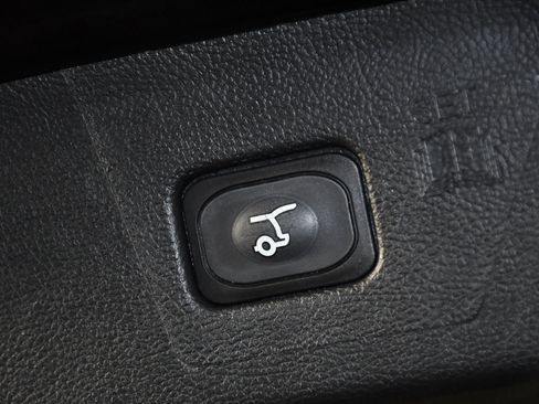 Used 2024 Ford Edge Titanium AWD/4WD image 50