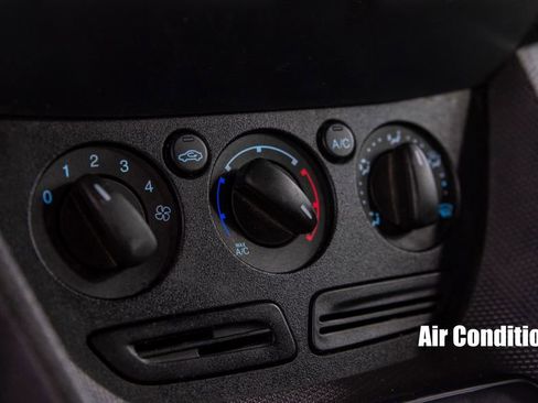 Used 2017 Ford Transit Connect XL image 23