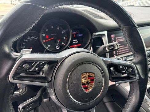 Used 2021 Porsche Macan AWD/4WD image 20