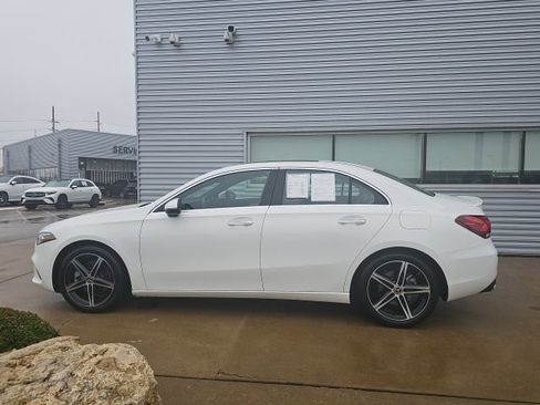 Certified 2022 Mercedes-Benz A 220 4MATIC image 5