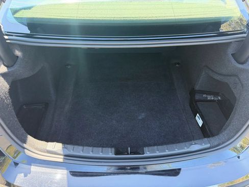 Used 2017 BMW 320i Sedan RWD image 15