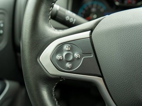 Used 2022 Chevrolet Colorado LT image 22