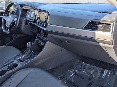 Used 2019 Volkswagen Jetta SE image 21