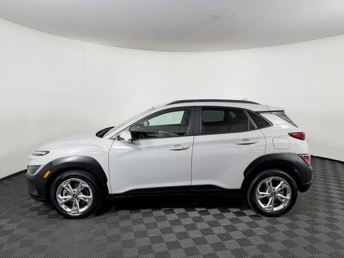 Used 2022 Hyundai Kona SEL image 17
