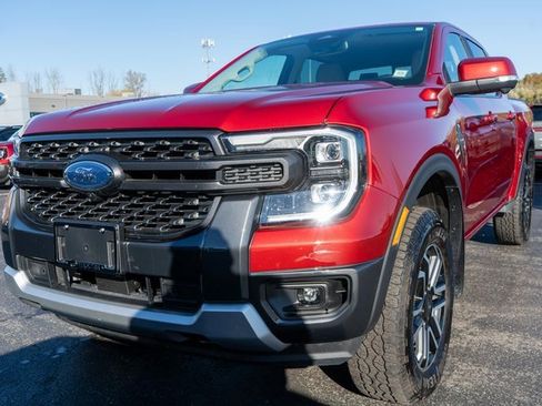 Used 2025 Ford Ranger Lariat w/ Advanced Towing Package image 2