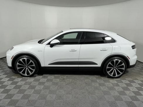Used 2025 Porsche Macan Electric image 2
