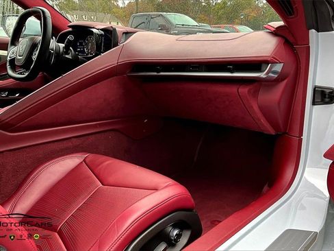 Used 2021 Chevrolet Corvette Stingray Premium Cpe w/ Z51 Performance Package image 15