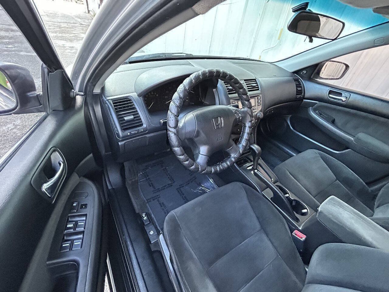 Used 2007 Honda Accord VP image 25
