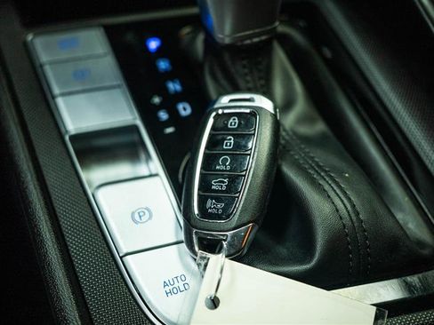 Used 2023 Hyundai Elantra Limited FWD image 23