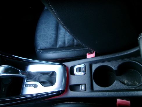 Used 2016 Buick Cascada Premium image 14